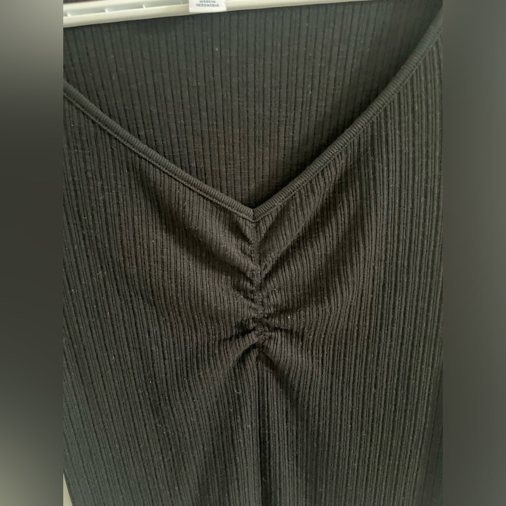 NWOT Ruched Rib Top, M - Picture 3 of 4